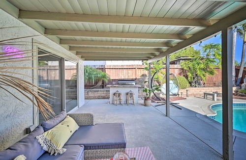 Lake House | Modern Oceanside Home w/Pool & Putting Green
