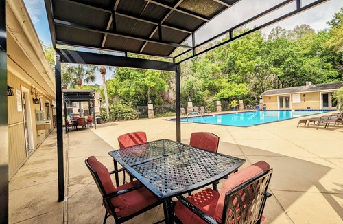 Temple Terrace Condo | Modern Tampa Condo near Busch Gardens, USF, Pool and gym