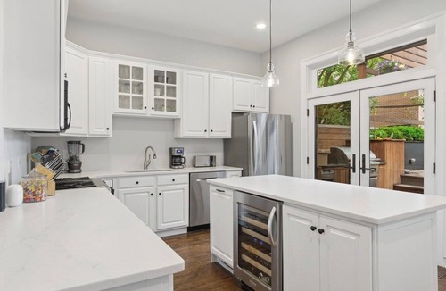 Sheffield Neighbors House | Modern updates meet classic Lincoln Park space in this dog-friendly retreat!
