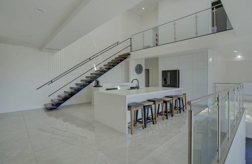 La Presa House | MONTH TO MONTH Amazing Views NEW Luxury 5 Bed 4.5 Bath Modern Home