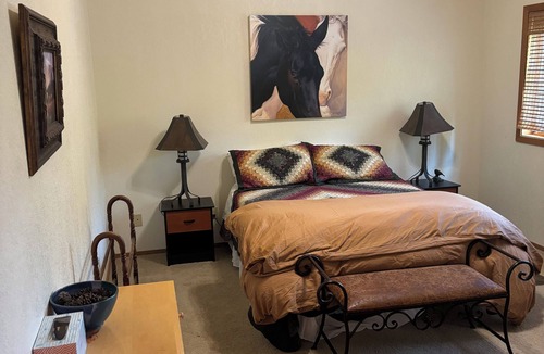 Holman Cabin | Mountain Top 4-bedroom Lodge near Angel Fire with WiFi
