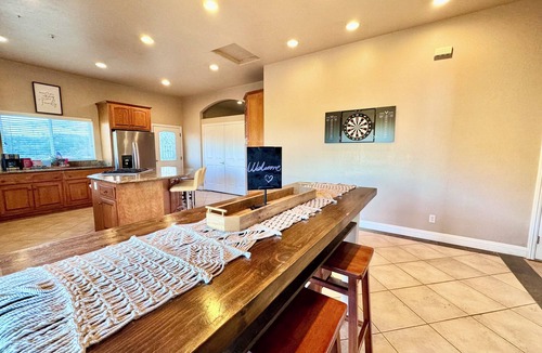 Jamul House | Mountain View Ranch Retreat 2000 sqft 2nd floor Condo