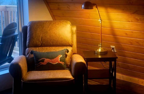 Bonnerdale Cabin | Mountaintop cabin 15 minutes from Hot Springs, AR - Perfect for a getaway