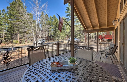 Munds Park Cabin | Munds Park Mountain Getaway: Hike, Golf & Unwind!