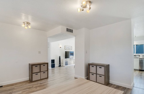 Northeast Heights House | NE Heights Private Pool and Hot Tub...open all year!