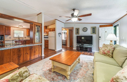 Belle Cottage | Near Kanawha River & ATV Trails: Home w/Deck!