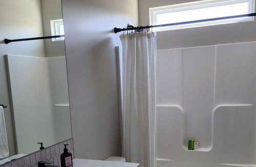Mulvane House | New, clean home close to Kansas Star Casino