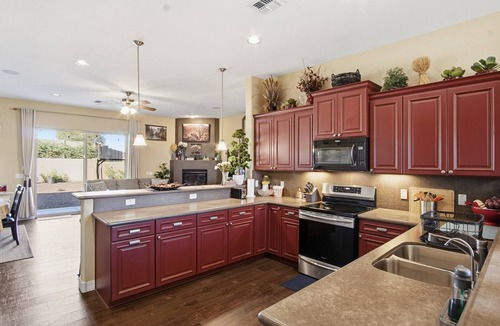 Granville House | NEW! Cozy Prescott Valley Home near Trails & Lakes