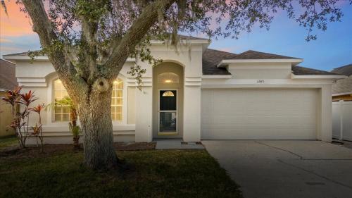 Meadow Pointe House | NEW - Poolside Oasis Heated POOL Home - 2000 SF