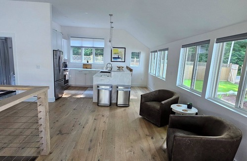 Camden House | Newly remodeled home on Megunticook Lake 5 minutes from the Camden harbor
