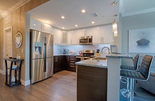 Redington Shores Condo | Newly Renovated Penthouse. See video (Pic. 3). Also see VRBO 576444