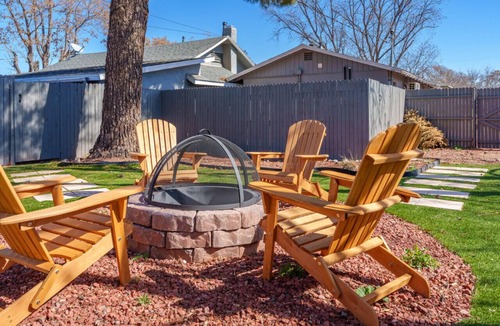 Cottonwood House | Newly Renovated Modern 1BR in Old Town Cottonwood