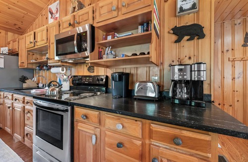 Rangeley Plantation Cabin | Niboban Cabin #8 -Two floors and pet friendly!