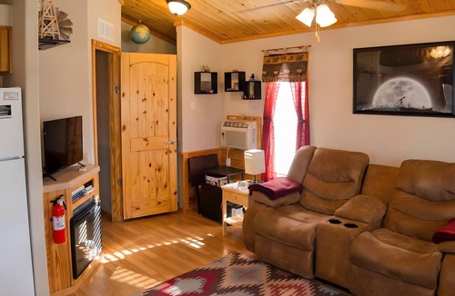 Animas Cabin | Observatory Cabin Near Rodeo & Animas, NM & Portal, AZ
