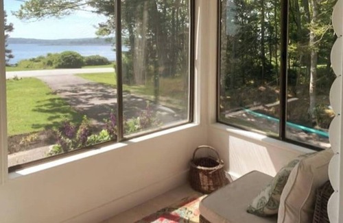 New Harbor Cabin | Ocean-view cottage near beach with deck, grill, & full kitchen