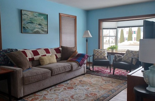 Owls Head House | Ocean View, minutes from downtown Rockland, sleeps 7