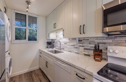 Maalaea Condo | Oceanfront Maui Condo, Whale Watching, Beach Access & Endless Views