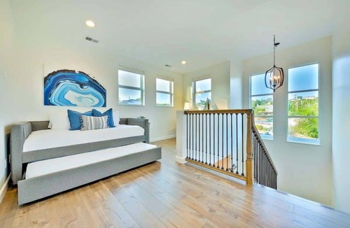 Fire Mountain House | Oceanside Oasis: Fire Mountain Retreat