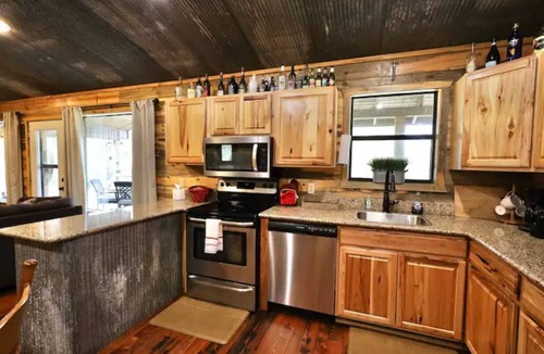 Murfreesboro Cabin | Old Mill Cabin #1 - on the Little MO River, large yard, close to Diamond Mine!