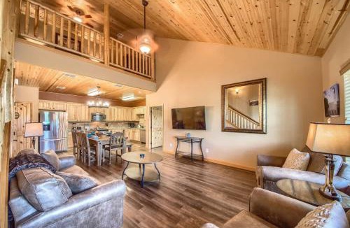 Gruene House | OM A8 Gruene River Two-Step at Old Mills Resort