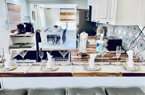 Downtown Dunedin House | Only 4 bedroom with a view of Main Street located in the Downtown Core District