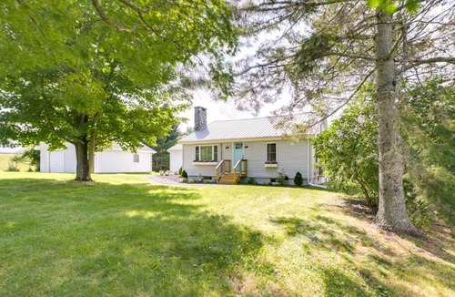 Orrington House | Orrington Vacation Rental w/Private Deck & Views!