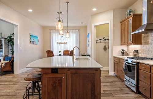 Canyon Lake House | Outdoor Sanctuary/Lake View/Hot tub & Game Room!