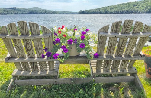 Hope Cottage | Paradise On Hobbs Pond ! Cottage on lake front! Only 8 minutes to Camden !