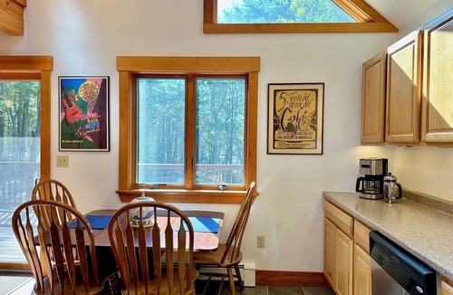 Arrowsic House | Peaceful Georgetown Retreat with Water Views, Near Reid State and Popham