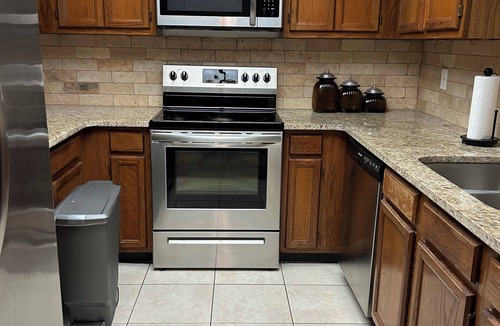 Clearwater Condo | Perfect 2-bedroom condo in Clearwater Florida great for shopping & restaurants