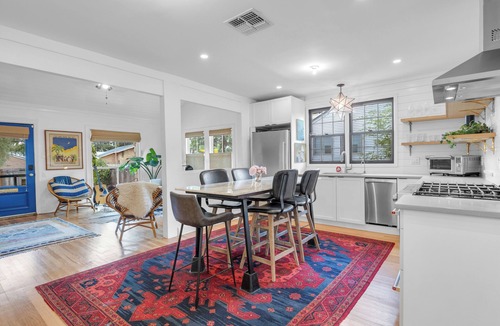 Bouldin House | Perfect Bungalow Oasis w/Heated Pool in – Just Steps from South Congress!