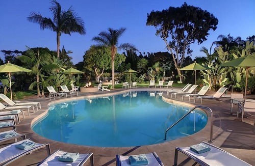 San Diego Hotel | Pet-friendly Beachfront Property with Outdoor Pool, Tennis Court