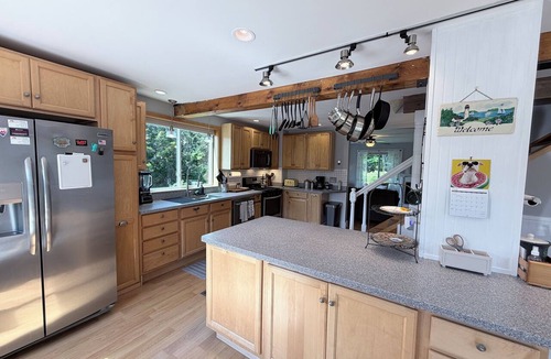 Tenants Harbor House | Pet Friendly Cottage with amenities your family won't want to miss!