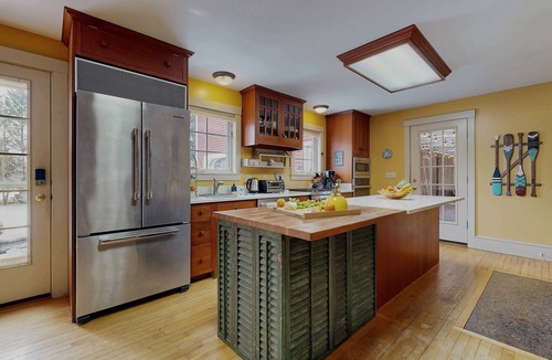 Southern Coast House | Pet Friendly | Pool | 7 NIGHT STAY DISCOUNT | Bayley Vacation Rentals