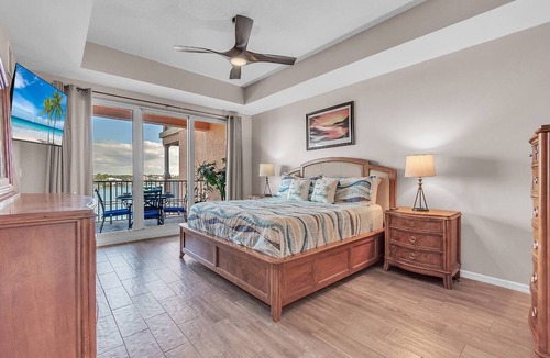 Clearwater Beach Condo | Pet Friendly! Waterfront, Pool, Hot Tub, Free Parking & Free Activities! ~ 403 Harborview Grande