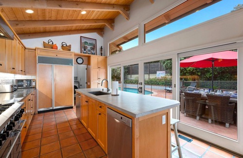 Beach Barber Tract House | Playa Vista La Jolla | Private Beach Access + Pool