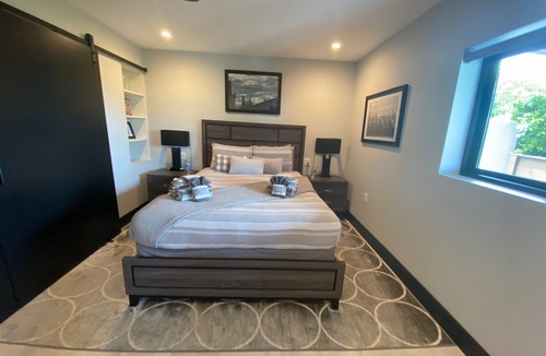 Sunset Cliffs House | Point Loma Sunset Oasis - Ocean Views + Fire Pit