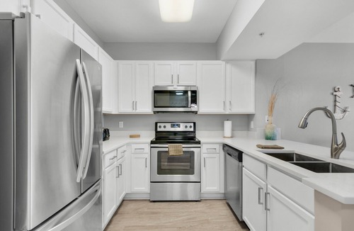 Indian Bayou Condo | Pool Paradise with 75" TV - The Palms of Destin