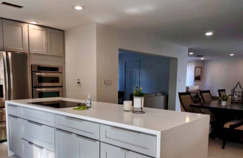 Temple Terrace Villa | Pool villa near Bush Gardens & Hard Rock Casino!
