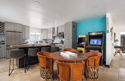 Poway House | Poway Retreat | Pool, Outdoor Cinema & Arcade Game