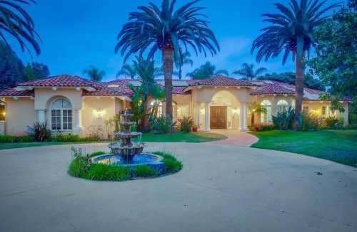 Poway House | Poway Villa - Private Resort