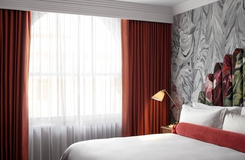 Chinatown Hotel | Premier DC Getaway | 4 Units | Gym Access | Walk to Cafés & Mall