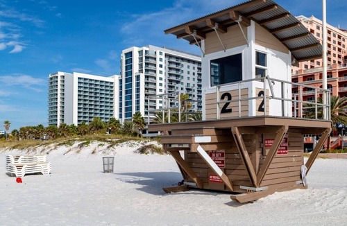 Clearwater Beach Resort | PRESIDENTIAL 4-BEDROOM OCEANFRONT, Beachside Resort Suite + Amenities
