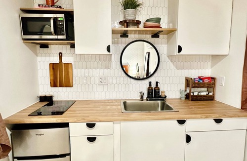 East Mesa Apartment | Prickly Pear Hideout - Mesa Golf Course Studio