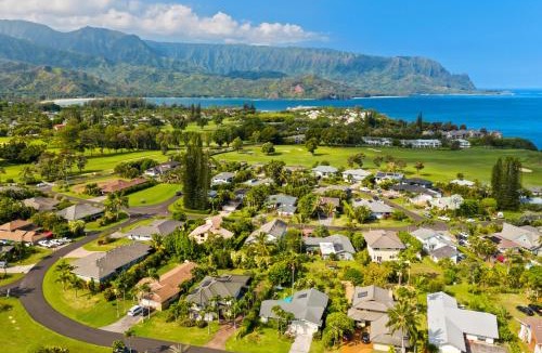 Princeville House | Princeville Beaches Lux 4BR 4Ba Air Conditioning at Queens Bath