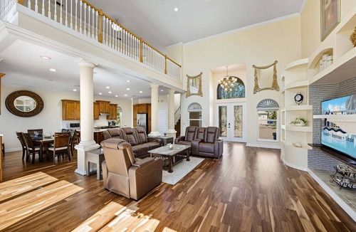 Apollo Beach House | Private Beach & Pool Retreat, Dock, Kayaks & Dolphin Views - Seabird Shenanigans - Roelens