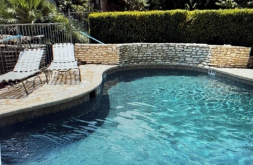 San Marcos Condo | Private Condo in the Heart of Historic Downtown San Marcos , Wi-Fi , Pool