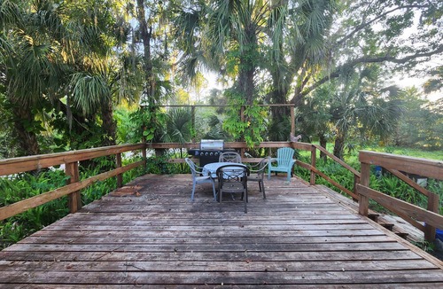 Safety Harbor Cottage | Private cottage by the Sea