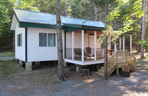 Salsbury Cove Cottage | Private Cottage in Quiet Woods near Acadia National Park & Bar Harbor