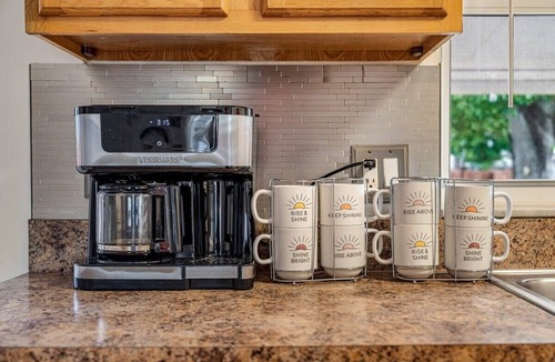 Pinellas Park House | Private Pool, 15 Minutes to the Beach & Downtown Saint Petersburg Florida